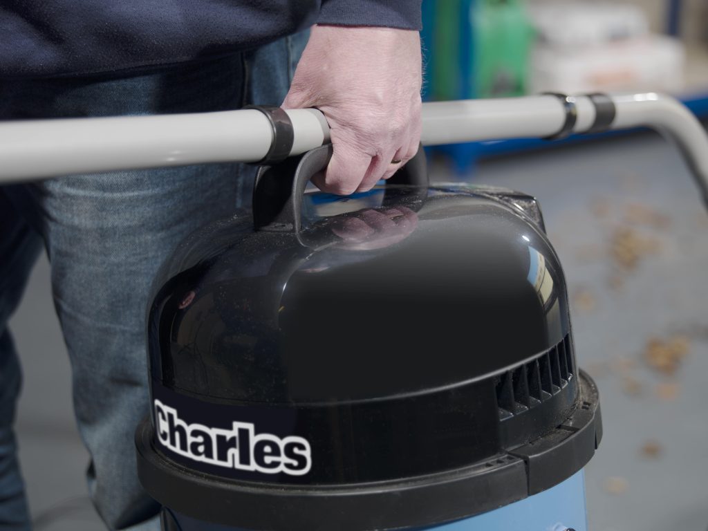 Charles CVC odkurzacz przydatny w pracy